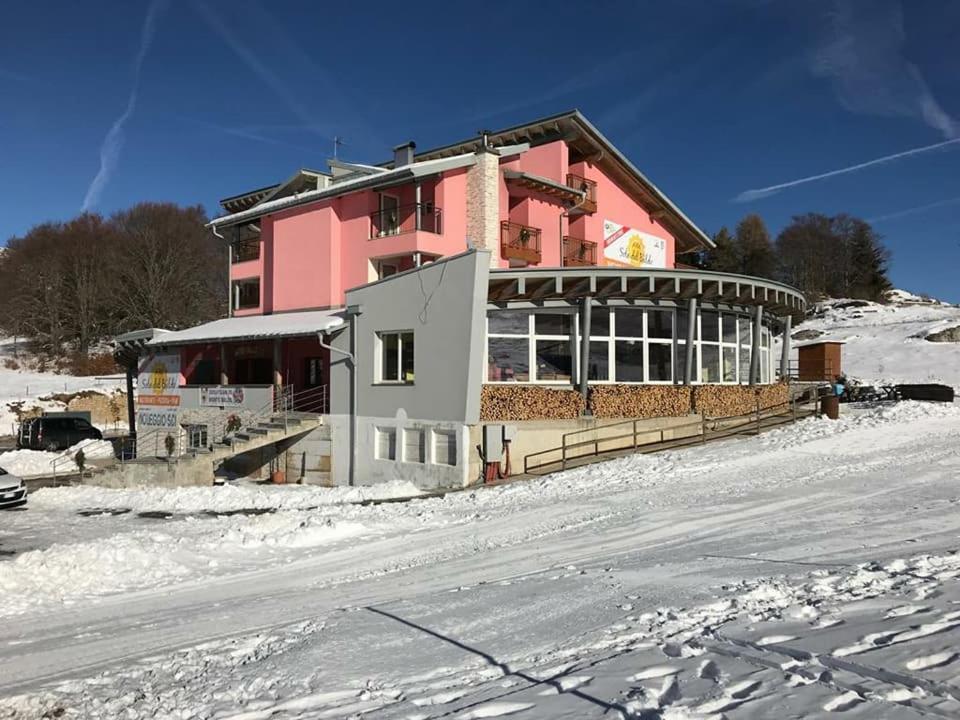 Hotel Sole Del Baldo ブレントーニコ エクステリア 写真