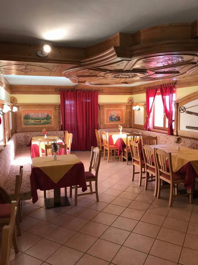 Hotel Sole Del Baldo ブレントーニコ エクステリア 写真