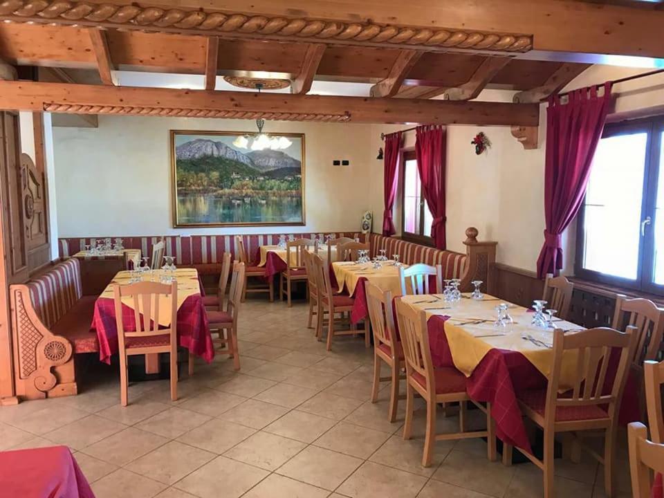 Hotel Sole Del Baldo ブレントーニコ エクステリア 写真