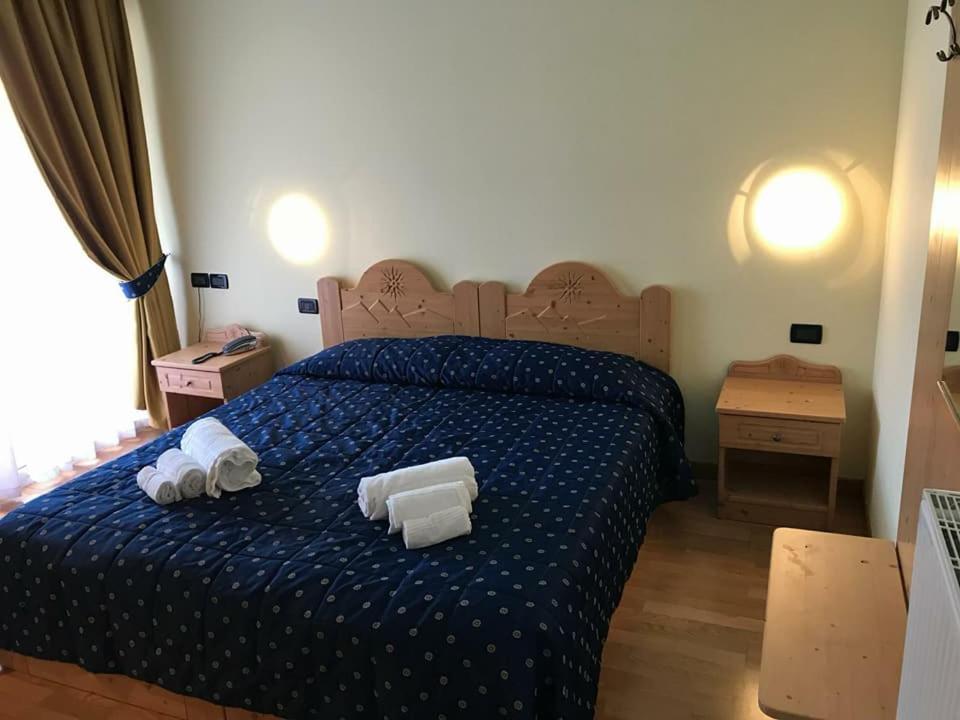 Hotel Sole Del Baldo ブレントーニコ エクステリア 写真