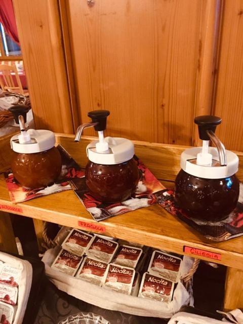 Hotel Sole Del Baldo ブレントーニコ エクステリア 写真